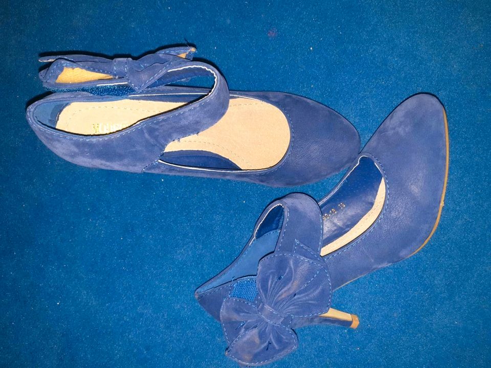 2x Pumps blau 39 und rot 39 Schuhe Hochzeit festlich in Steinheim