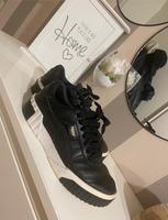 Puma Suede Sneaker schwarz 40 Saarbrücken-Dudweiler - Dudweiler Vorschau