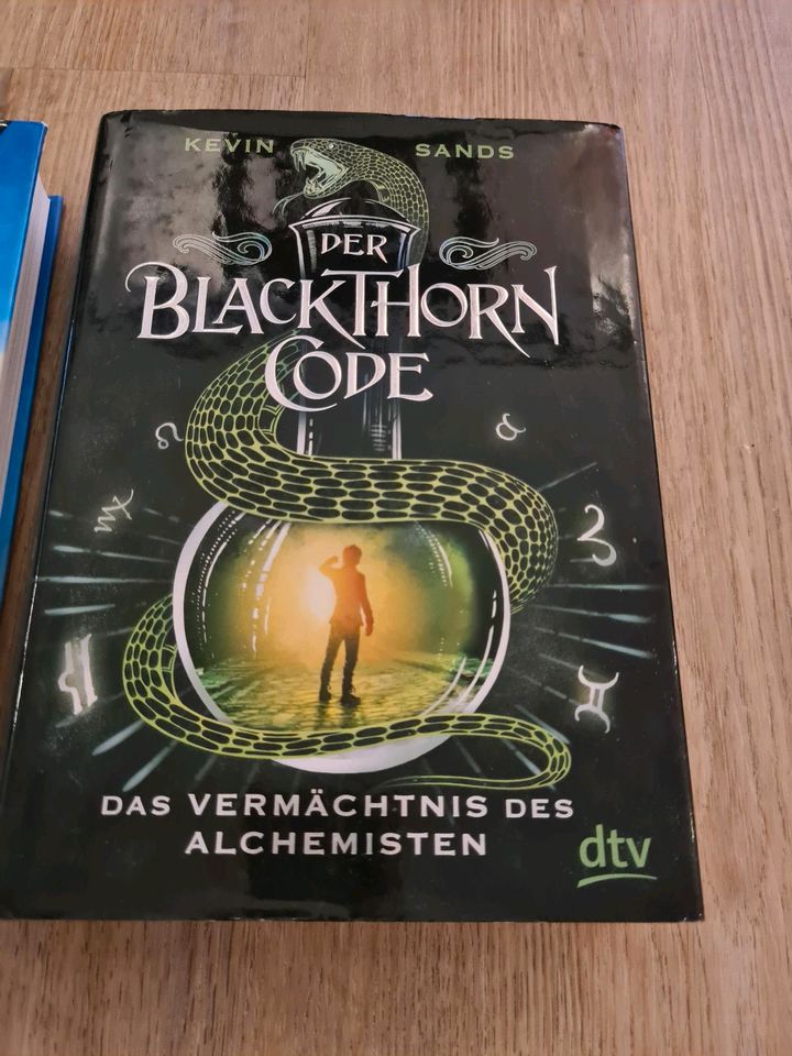 Der black Thorn Code Seeland Arlo Finch Buch Bücher Roman in Bergisch Gladbach