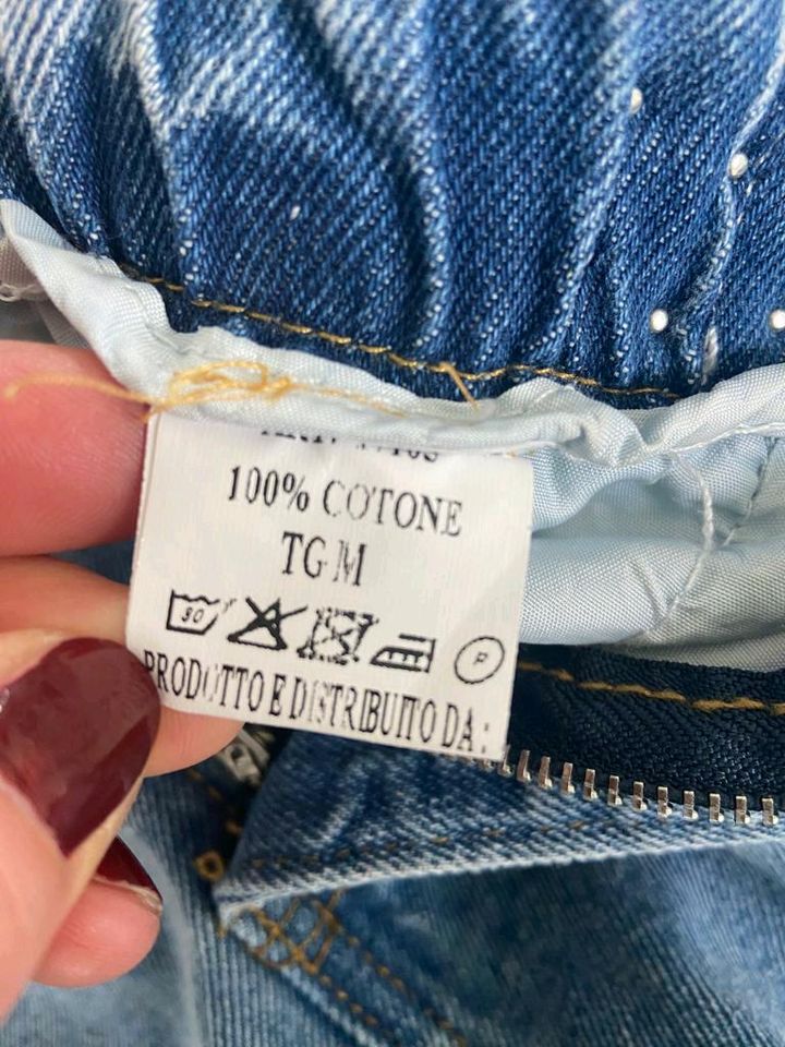 Italienische Jeans von Kikisix in Pulheim