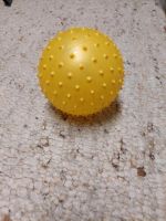 Massageball, D= 17 cm, Gesundheit Ball, Anregung der Durchblutung Nordrhein-Westfalen - Oberhausen Vorschau