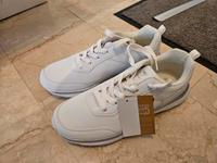 Sneaker Halbschuhe Kangaroos neu ungetragen Kr. München - Feldkirchen Vorschau