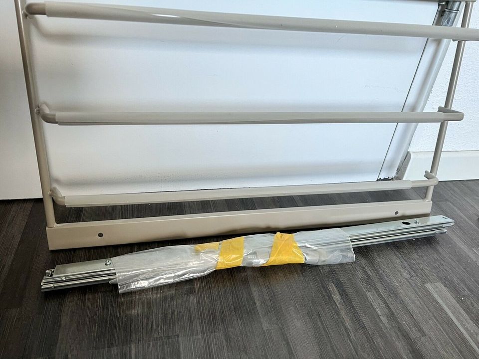 Ikea Pax Komplement Schiene für Schals oder Hosen in Gärtringen