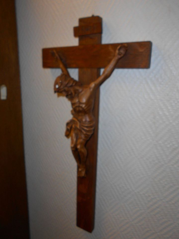 Kruzifix 50 cm x 25 cm Holzkreuz mit 29cm Jesus Gipsfigur in Rees