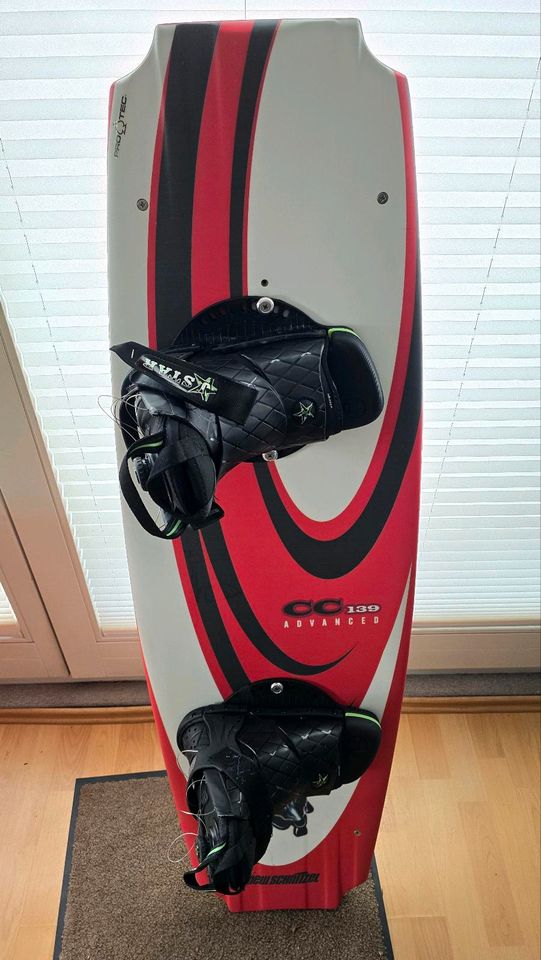 New Schnitzel Wakeboard 139 in Thedinghausen