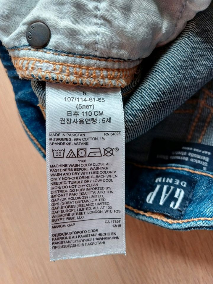 GAP ❤️ Jeans, Shorts, unisex, Größe 110 in Schwarzach am Main