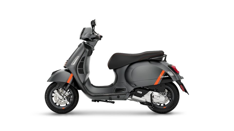 Vespa  GTS 300Super Sport RST --Neufahrzeug-- in Coerde