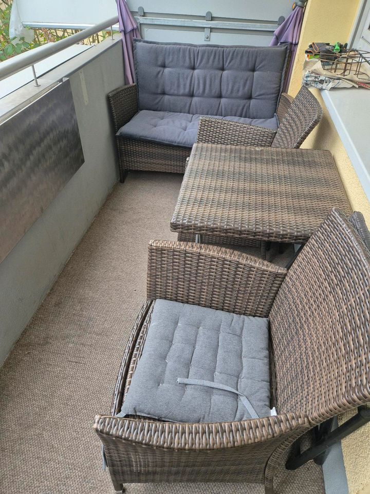 Balkon Lounge/Sitzecke/ Rattanmöbel in Stockstadt a. Main