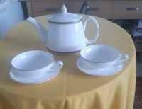 Teeservice, Teekanne mit 2 Tassen, weiß mit Goldrand Nordrhein-Westfalen - Hüllhorst Vorschau