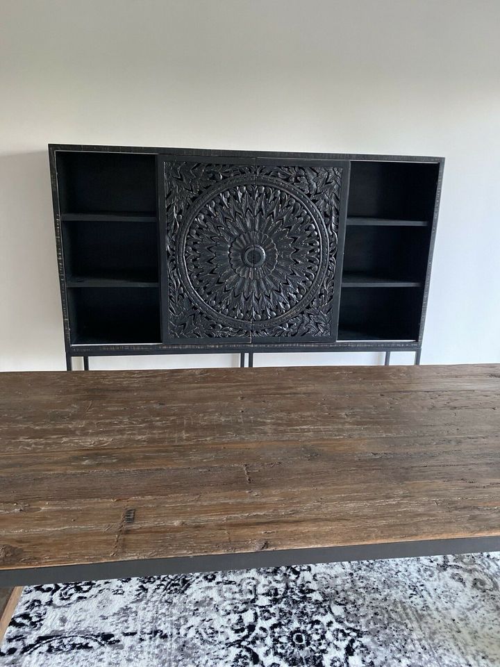 Kommode Sideboard Massivholztisch in Dortmund