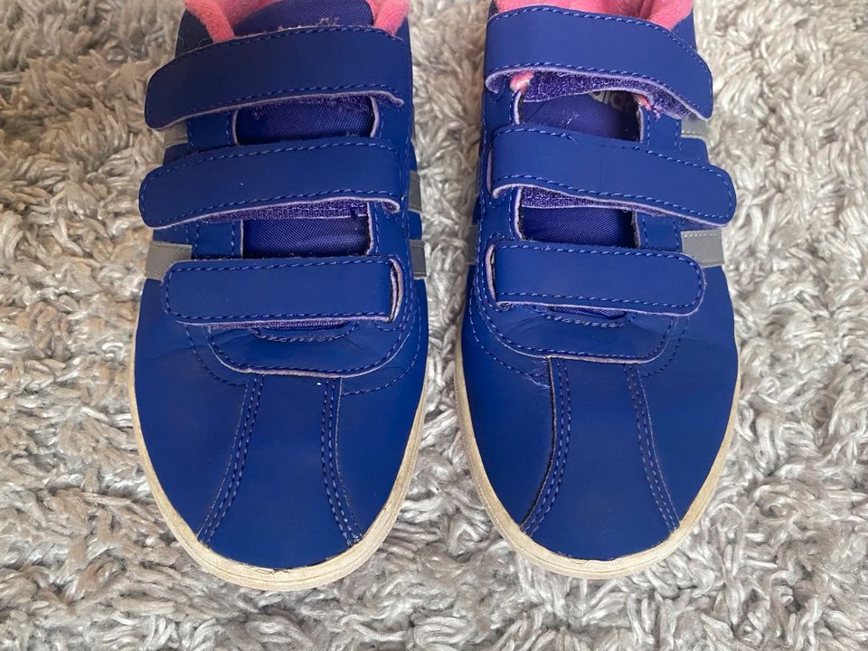 Adidas Mädchen Turnschuhe Sneaker Gr.34 lila in Gotha