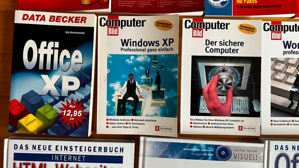 15x PC Bücher Computer Bücher, teilweise inkl. CD, wie NEU in Frickenhausen