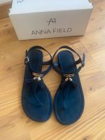 Anna Field, Zehentrenner, Sandalen,Gr. 42, Blau,Gold, TOP Zustand Berlin - Tempelhof Vorschau