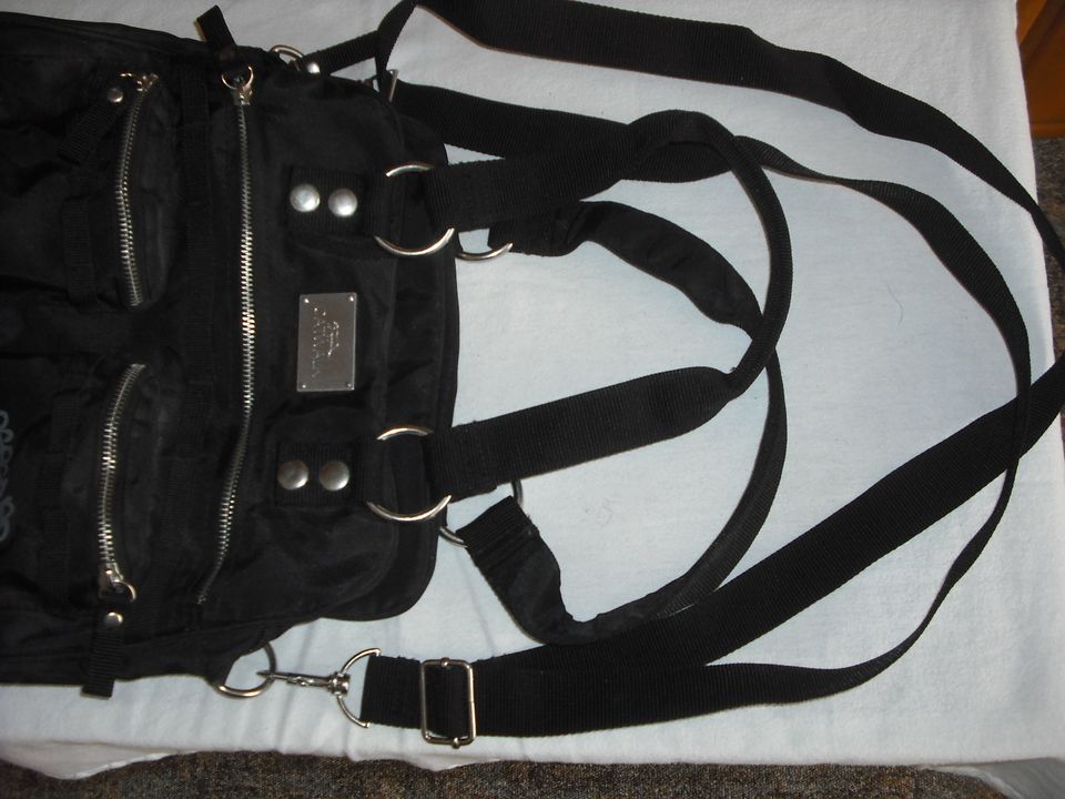 Handtasche  ""  CATWALK  "" (schwarz) in Hildesheim