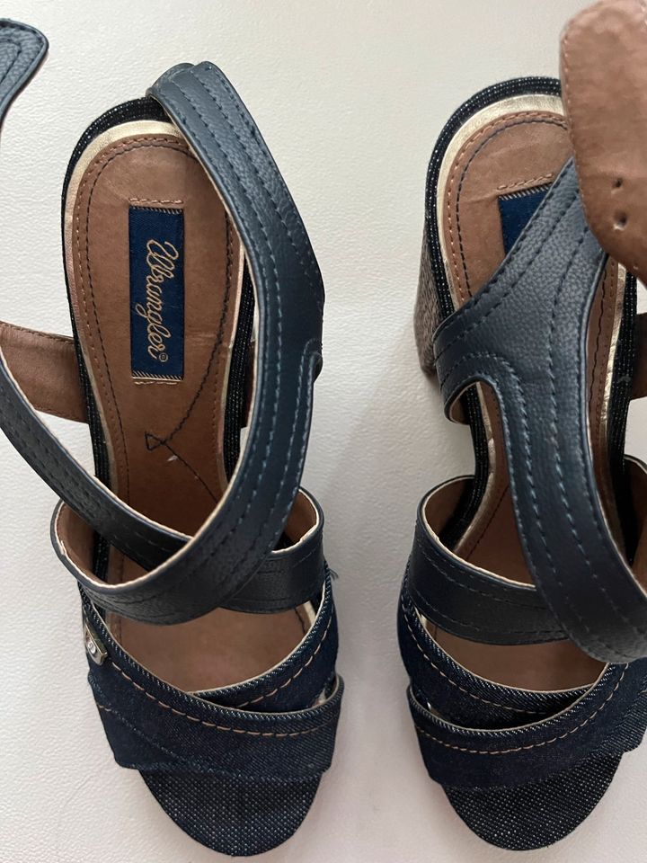 Sandalen  blau,neuwertig in Krefeld