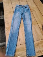 Zara Highwaist Jeans Gr. 32 Nordrhein-Westfalen - Rietberg Vorschau