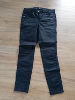 Hose von STREET ONE in Schwarz Gr. 36/30 Hessen - Fernwald Vorschau