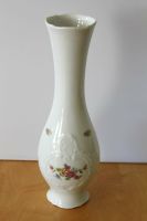 Hübsche original 70er Vase in weiß mit Blumenmuster Nordrhein-Westfalen - Bad Salzuflen Vorschau