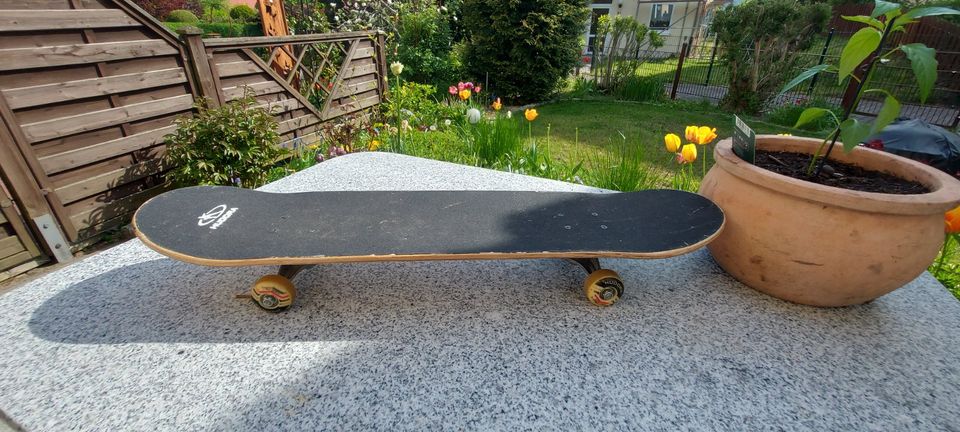 Skatboard Hudora. neuwertig. Longboard in Bautzen