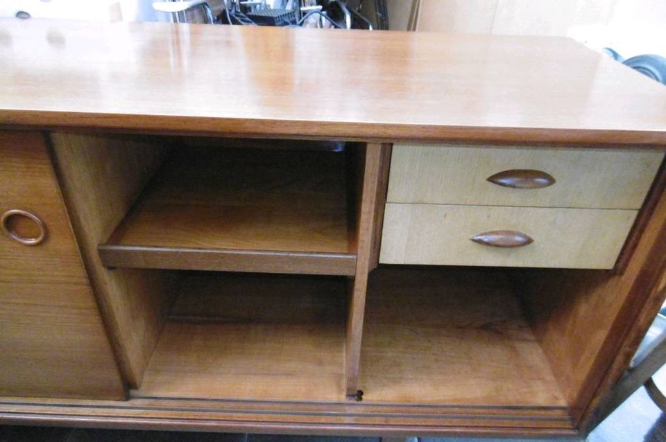 Sidebord Teakholz Schrank Danish Modern Design Denmark 60-70er in Herne