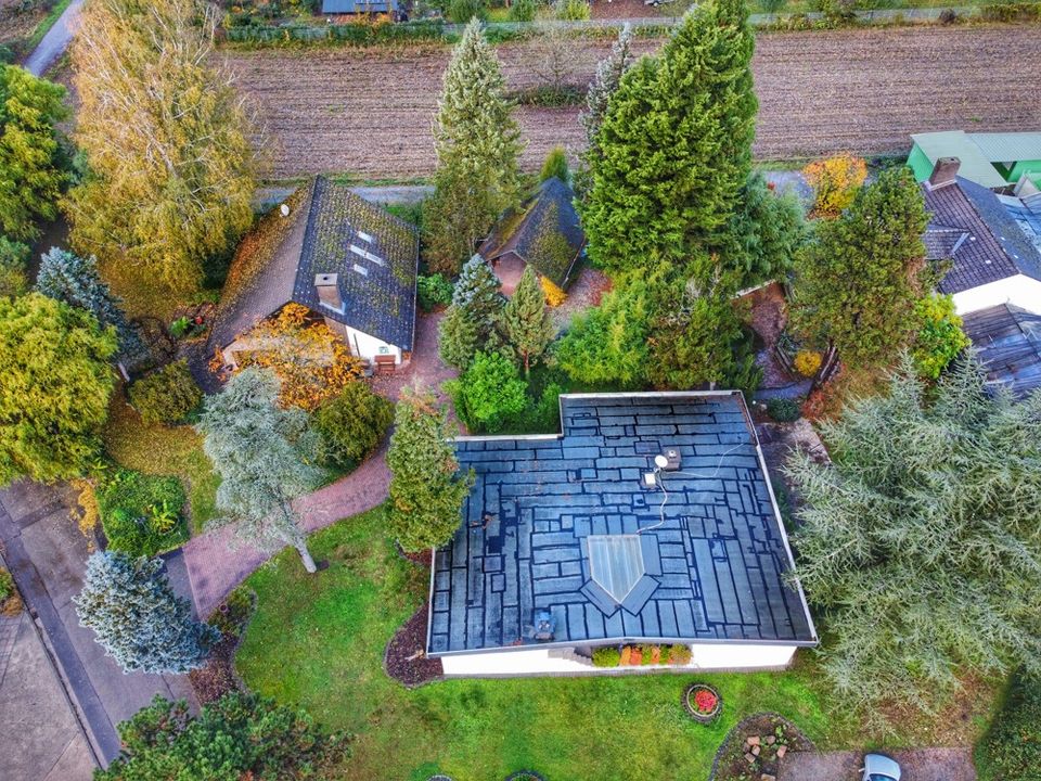 Großzügiger Bungalow mit Potenzial in ruhiger Lage von Hagenbach in Hagenbach