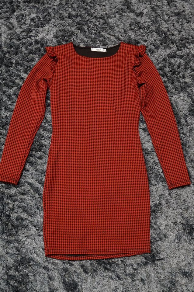 3-teilig Damen Kleid Mango,2 Pullover Pull&Bear/Tommy Hilfiger Gr in Strausberg