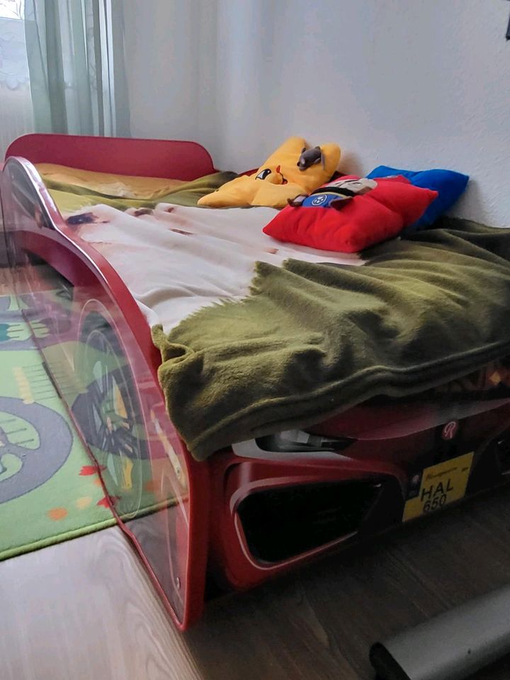 Kinderbett Rennauto in Langwieden