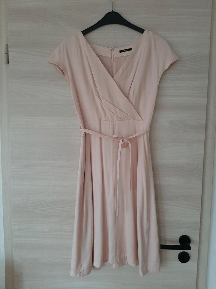 Kleid Zero Rosa 34 in Durach