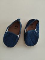 Slip-On-Sneakers in Jeansblau in der Gr. 18/19 - Hausschuhe Nordrhein-Westfalen - Steinfurt Vorschau