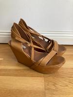 Vic Matié Sandalen Plateau Leder EU38 Braun Berlin - Neukölln Vorschau