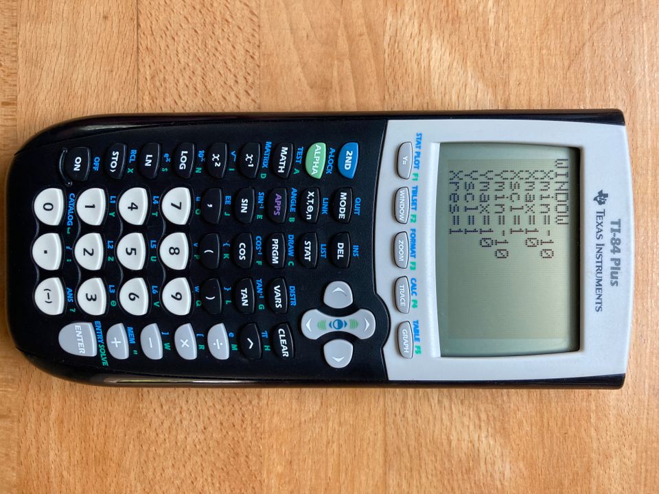 Texas Instruments TI-84 Plus Grafikrechner- Schwarz (TI-84 PLUS) in Berlin