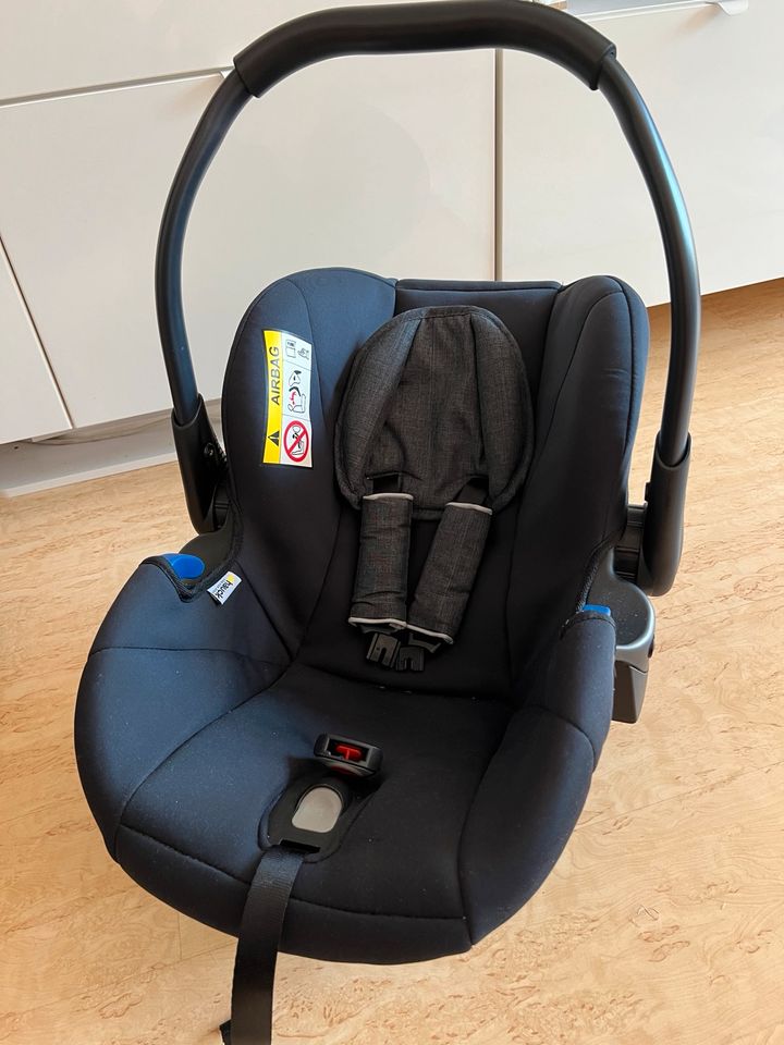 Kinderwagen Babyschale Buggy Autoschale Kindersitz Isofix in Dresden