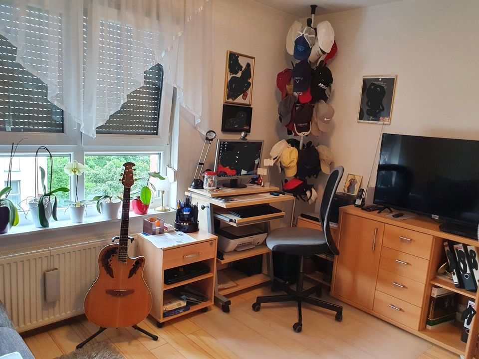 sehr gepflegte 3- Zimmer Wohnung in Frankfurt- Schwanheim in Frankfurt am Main