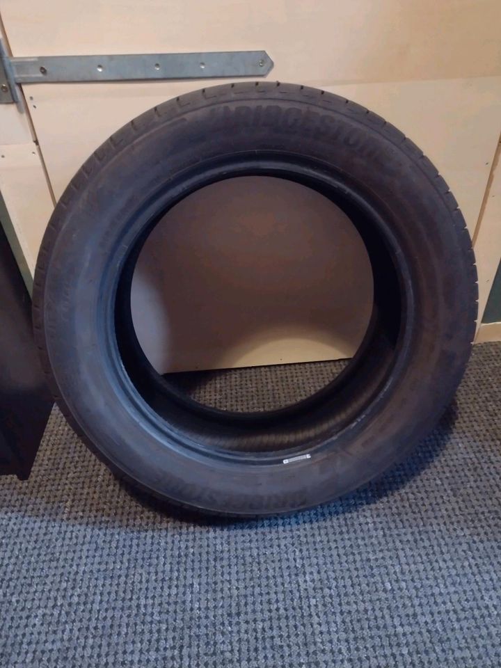 4 Sommerreifen Bridgestone 215/55R17 94V in Kaufungen