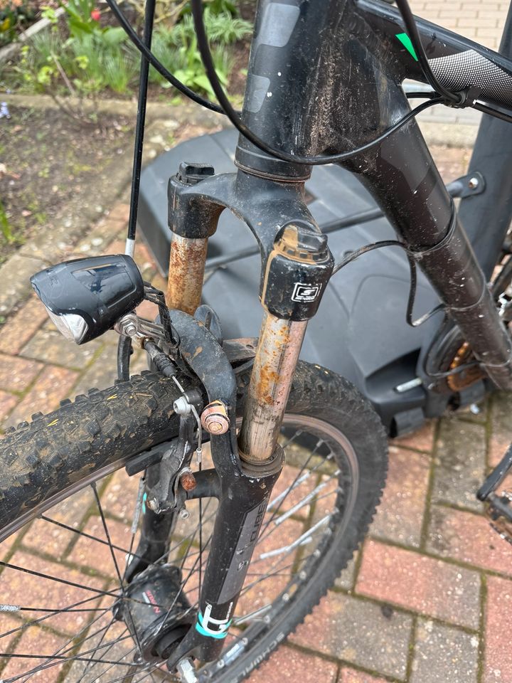 Cube 27.5 Zoll Kinderfahrrad für Bastler in Schenefeld