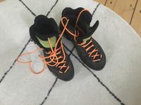 Salewa Wanderschuhe 39 / Neupreis 250€ Sachsen - Machern Vorschau