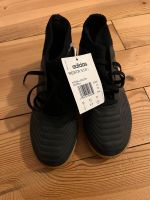 Adidas Predator Hallenfussballschuh, Größe 35, NEU mit Etikett München - Schwabing-West Vorschau