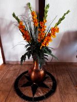 Schöner Kupferkrug mit künstlichen Blumen Rheinland-Pfalz - Bad Sobernheim Vorschau
