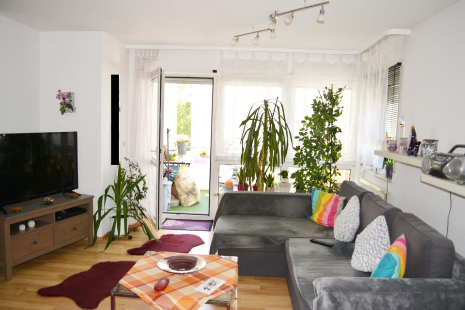 Gut vermietete 2 Zimmer-Wohnung mit Sonnenbalkon - in Gehnähe zum Zentrum! in Biberach an der Riß