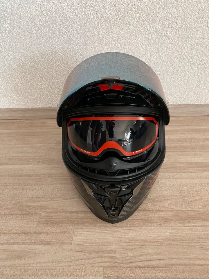 Motorrad Helm LS2 FF327 Größe M mit viel Zubehör in Steißlingen