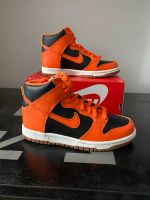 Neu Nike dunk high gr. 36,5 orange schwarz sneaker Schuhe Sport Baden-Württemberg - Villingen-Schwenningen Vorschau