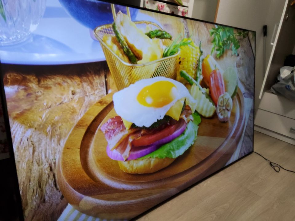 Samsung GU82TU8079 LED-Fernseher (207 cm/82 Zoll, 4K Ultra HD, Sm in Kassel