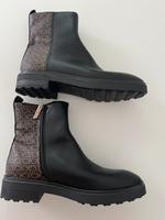 Calvin Klein Stiefel 38 neu Hessen - Kronberg im Taunus Vorschau