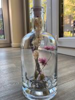 Hochzeitsdeko - Ginflasche mit Trockenblumen & LED Stabkerze Altona - Hamburg Othmarschen Vorschau
