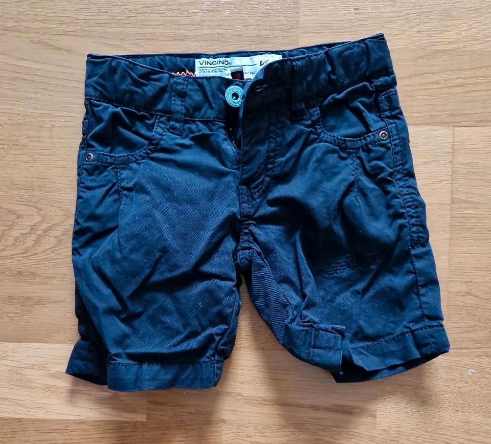 Vingino Shorts Gr. 3 schwarz Top Zustand Modell Ravy in Bad Homburg