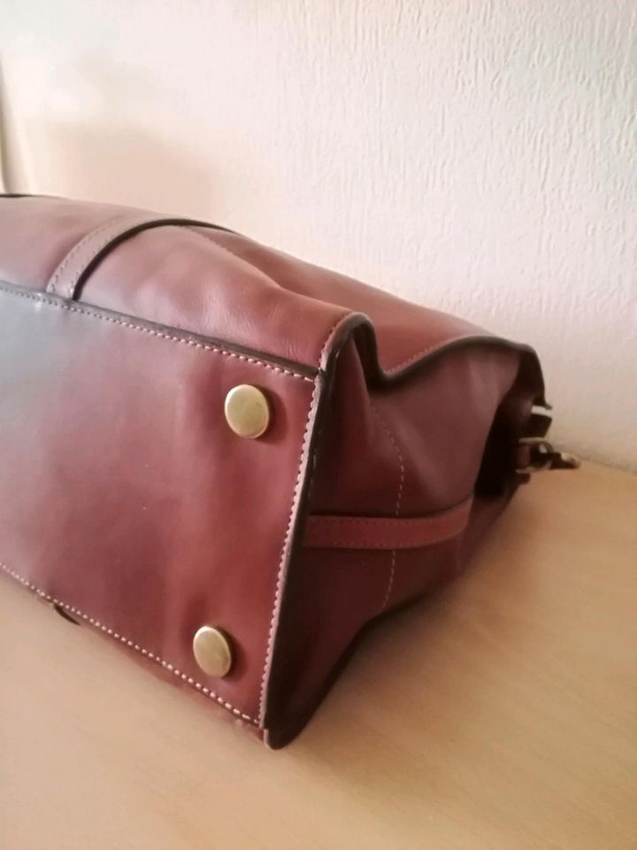 ✨Toller Leder-Shopper (Large) von FOSSIL - fast wie neu✨ in Backnang