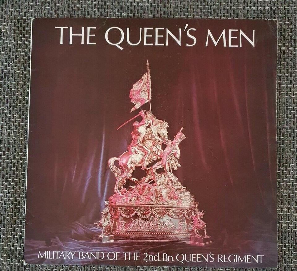LP Vinyl, THE QUEEN'S MEN, MILITARY BAND OF THE 2nd. Bn. REGIMENT in Olpe