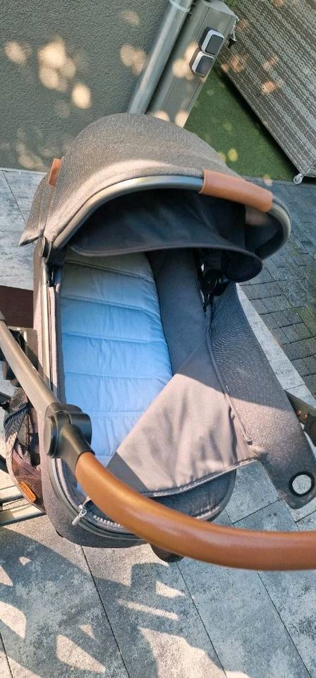 MaxiCosi Nova4 Kinderwagen Komplett in Mainz