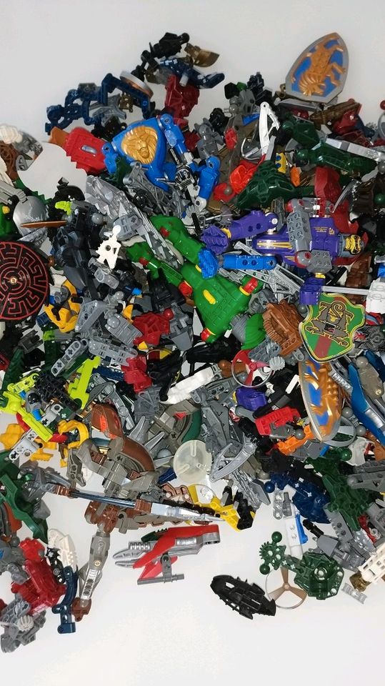 Lego Bionicle und Knights Kingdom in Heemsen