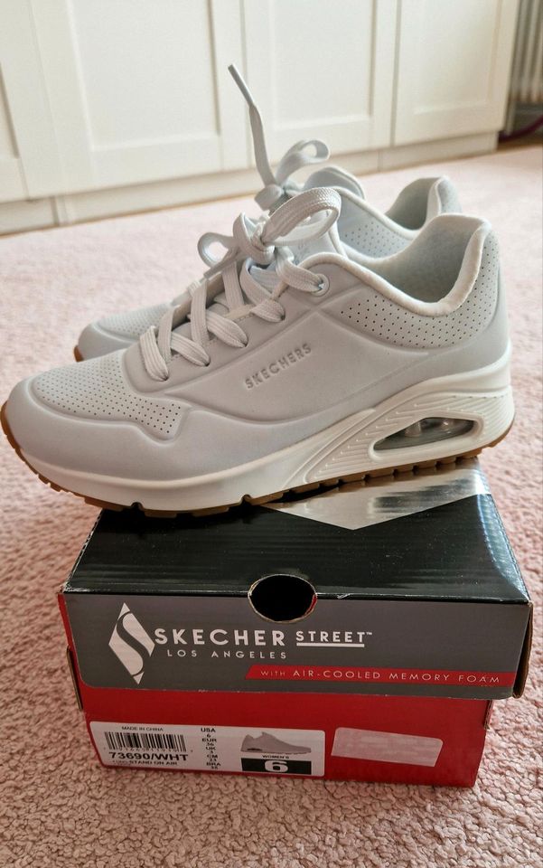 Sneaker Sportschuhe Damen / Mädchen Gr. 36 SKECHERS in Ingolstadt